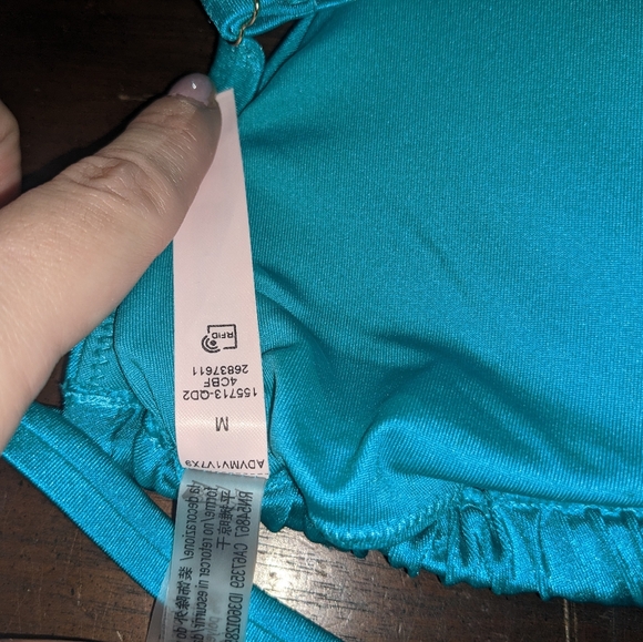 Victoria Secret NWT 2024 swim collection teal triangle bikini top - Picture 3 of 3